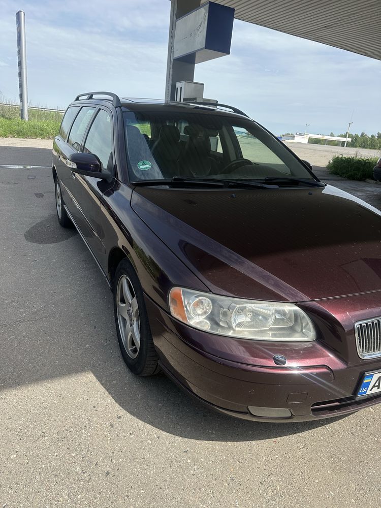 Volvo v70 2006 р.в. AKПП.На ЄВРО НОМЕРАХ