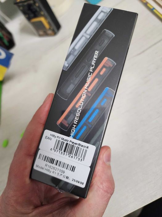 Hi-Res аудио плеер Hiby R1 Black CS43131,DSD256, LDAC, Wi-Fi, BT5.1