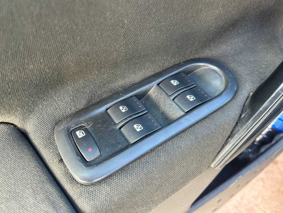 В продажі Renault Megane 2005 року  Можливий обмін/розстрочка