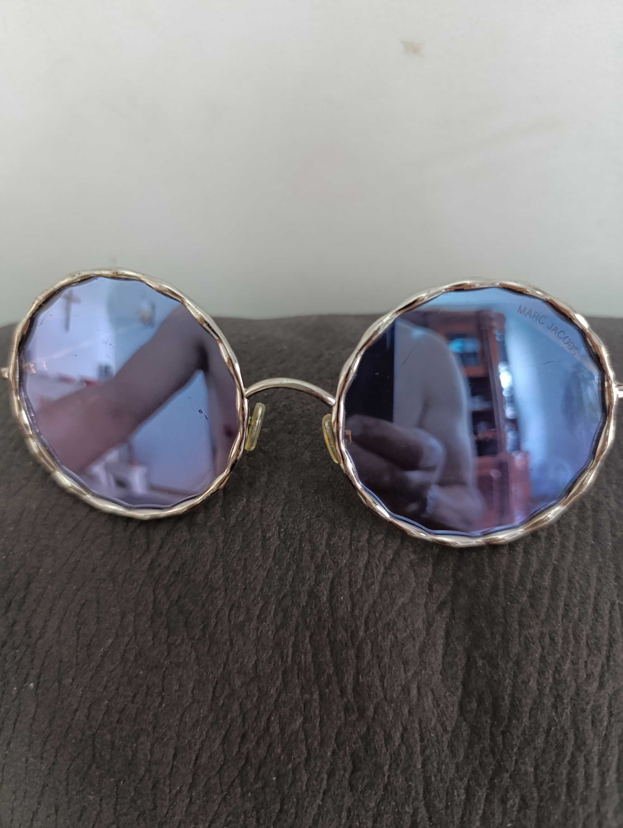 3 pares de óculos de sol Marc Jacobs e hawkers