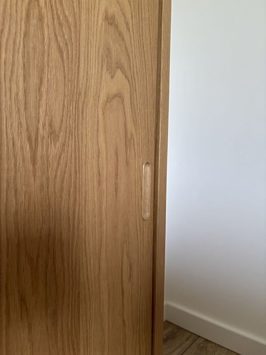 szafka komoda vintage drewniany retro z drzwiami przesuwnymi