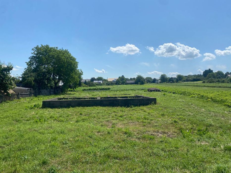 Земельна ділянка під забудову