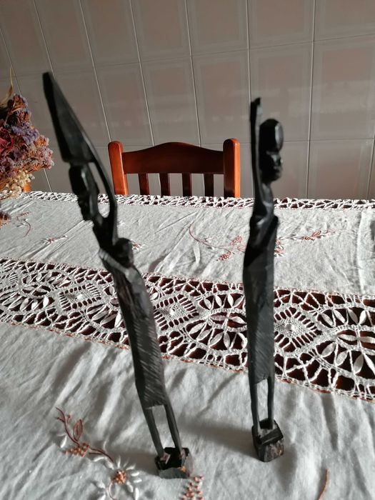 2 Estatuetas angolanas muito bonitas!