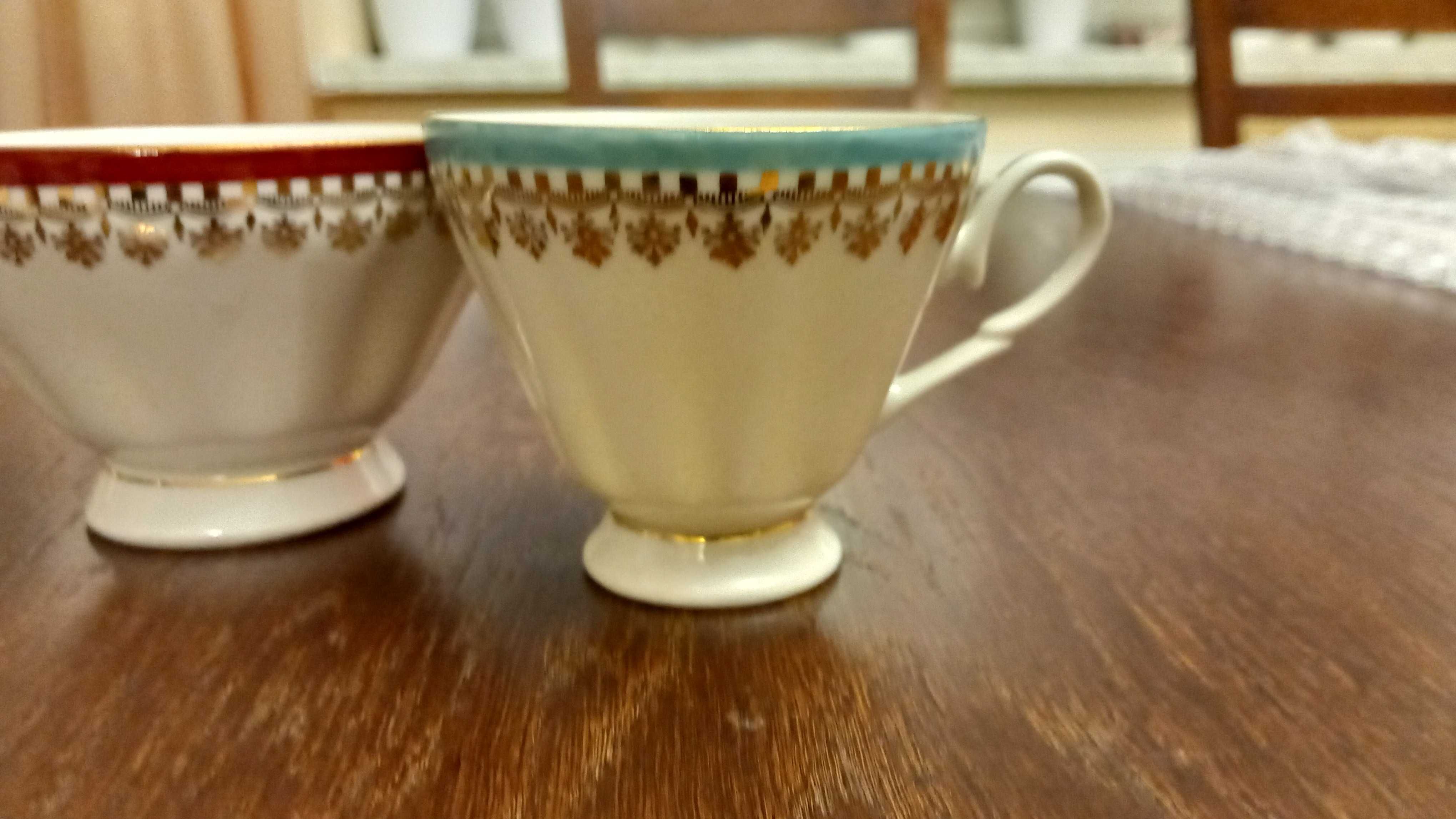 Porcelana Wałbrzych filiżanki i cukiernica Wałbrzych serwis do kawy