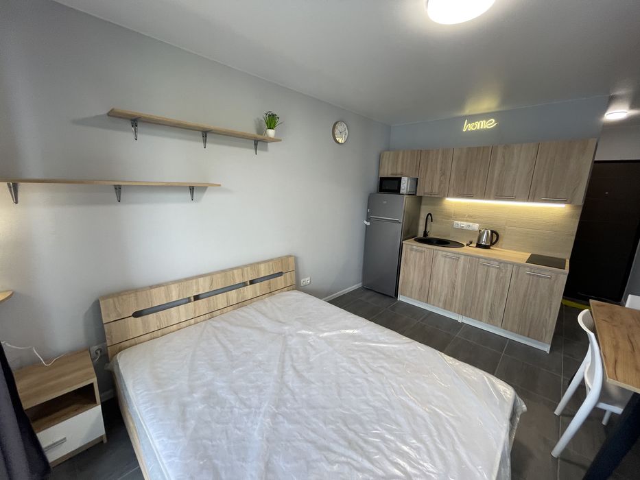 Смарт квартира +резерв елек. новий будинок Ріел Сіті вул Рудненська В