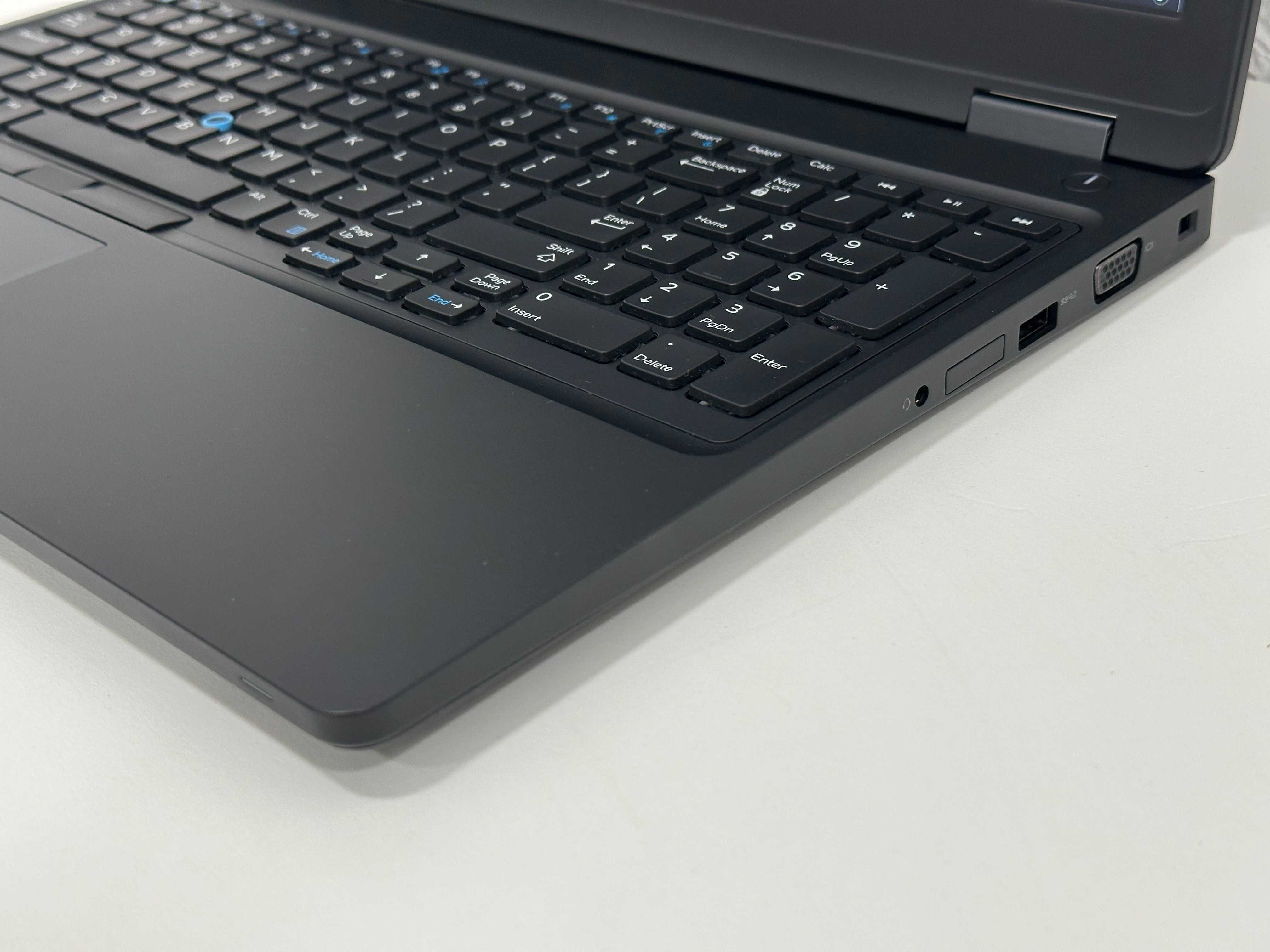 Ігровий Dell Latitude 5590 IPS/4(8)ядра i7-8650U/8gb/256gbSSD/MX 130