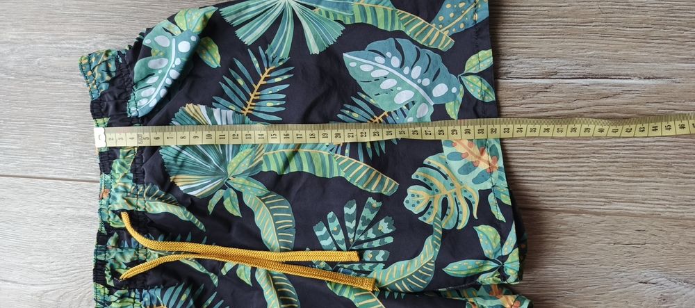 Szorty kąpielowe spodenki chłopięce 130/140 H&M Angela McKay