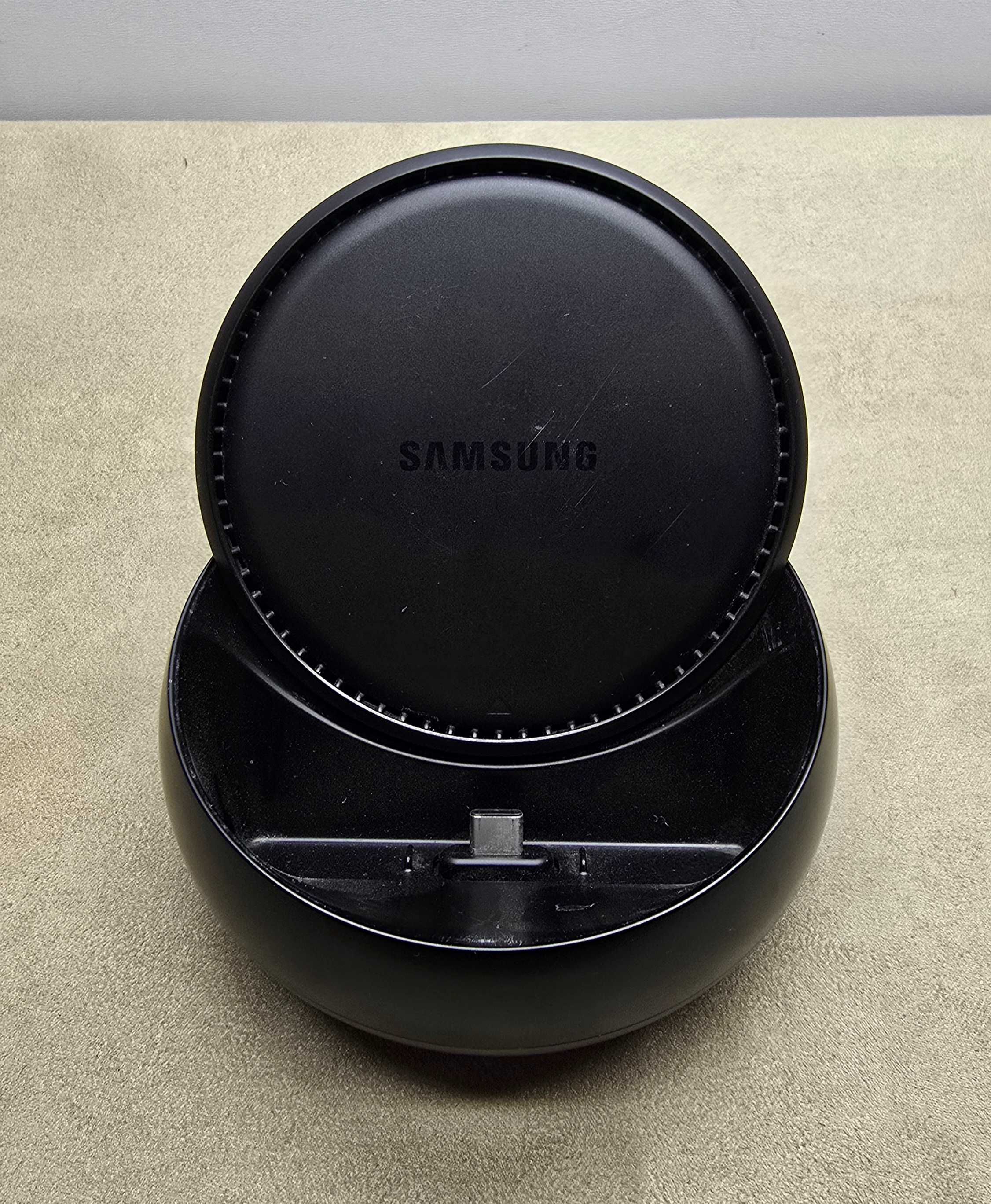 Stacja dokująca Samsung DeX Station EE-MG950