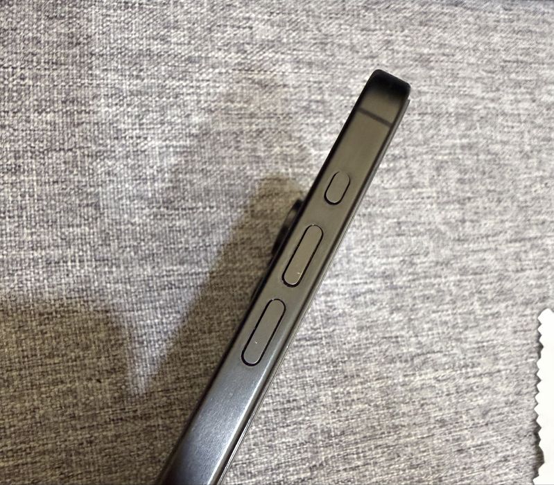 iPhone 15 pro max black 256gb USA e-sim