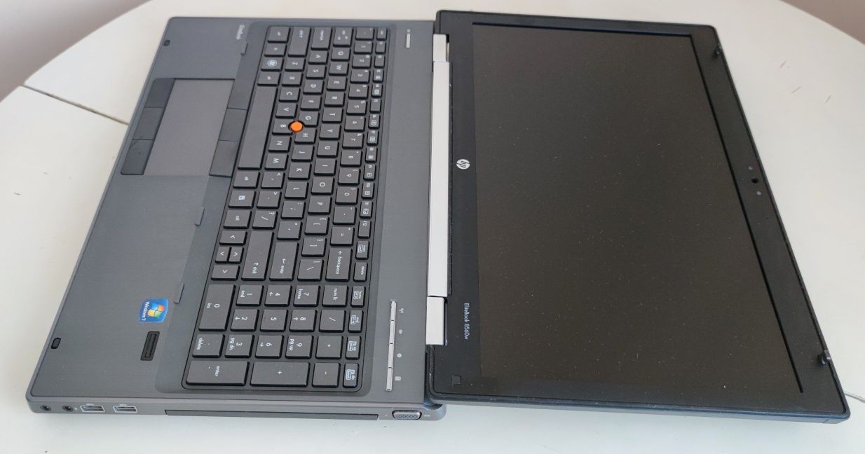 Ноут метал HP 8560w 15.6" FHD i7 8потоків 16GB RAM SSD+Nvidia M1000M