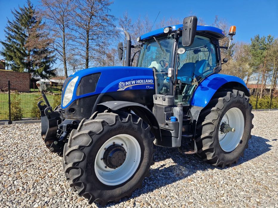 New Holland T7.200  Klimatyzacja TUZ Amortyzowana Oś/Kabina Opony 80% SPROWADZONY