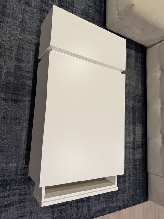 Mesa de Centro (frente sofa) branca