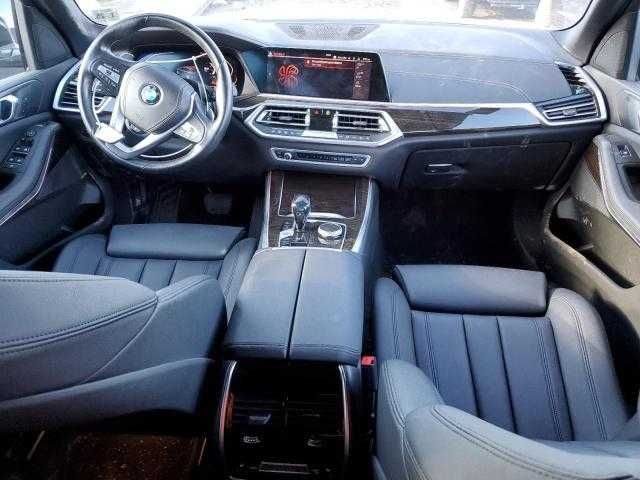 2020 року випуску BMW X5 XDRIVE40I