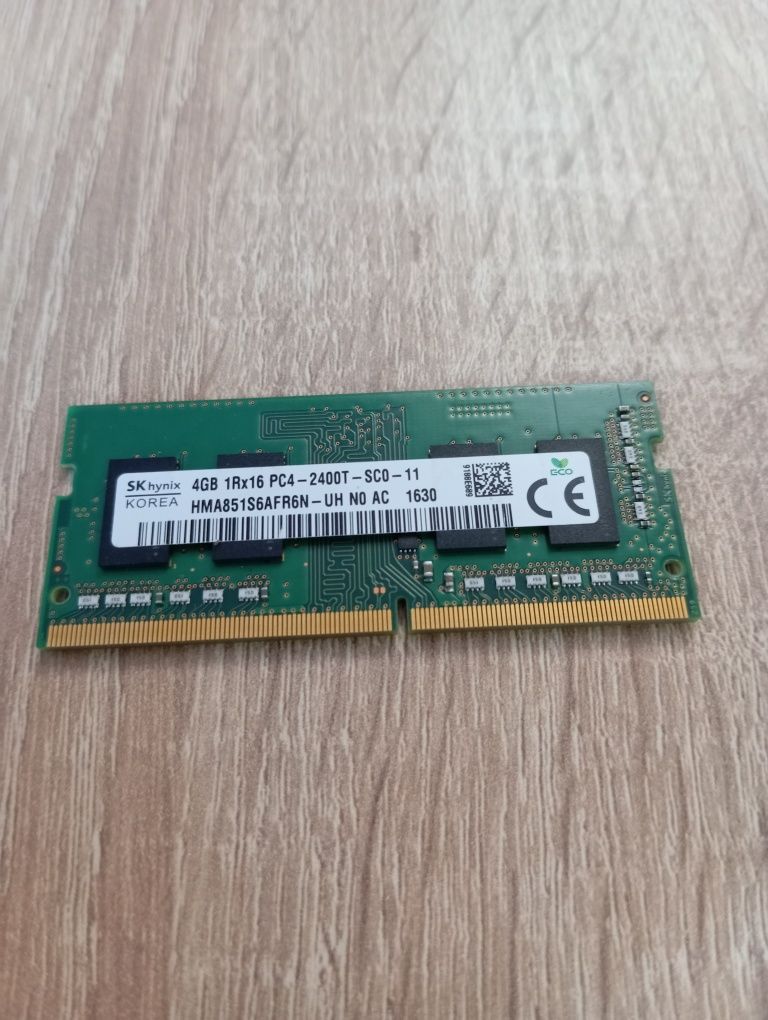 4 GB ddr4 2400 Samsung