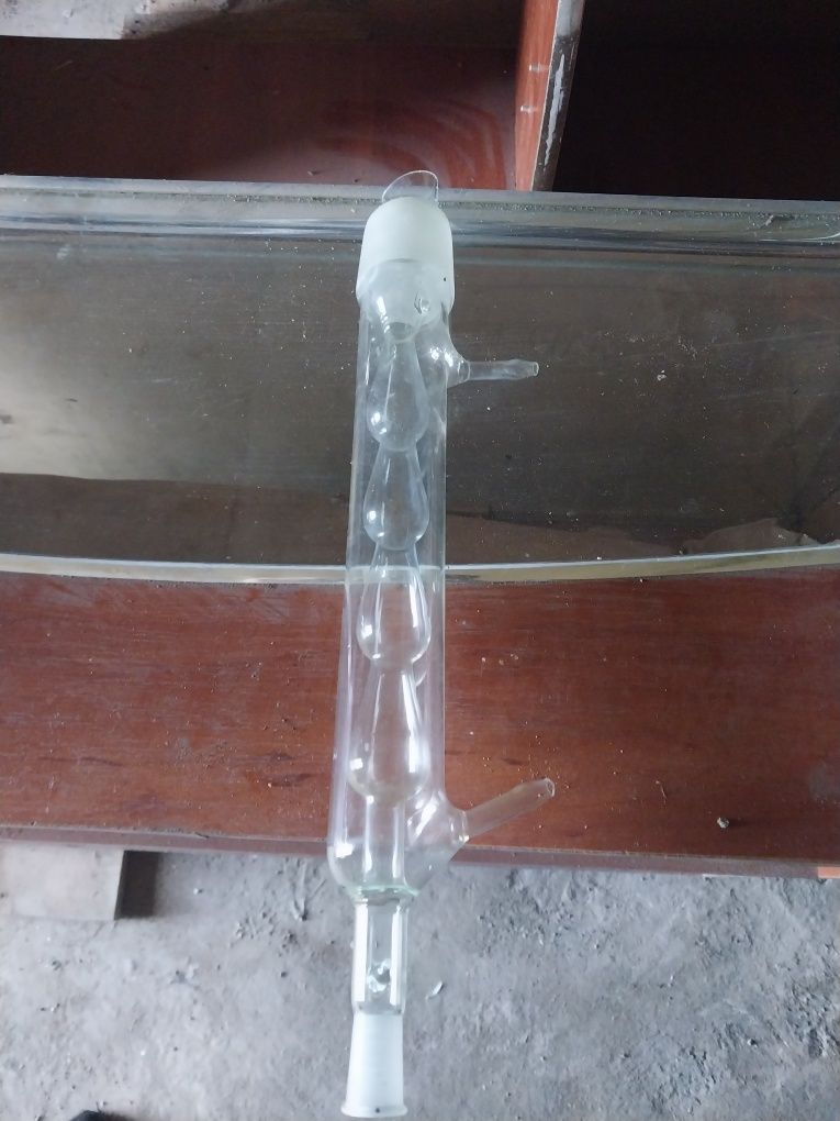 Стеклянный холодильник змеевик химическая колба дисцилятор либиха