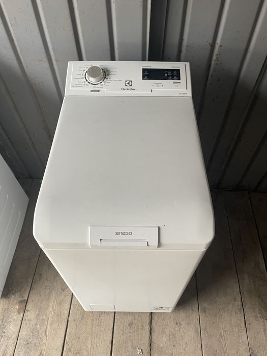 Пральна машина Electrolux EWR56778