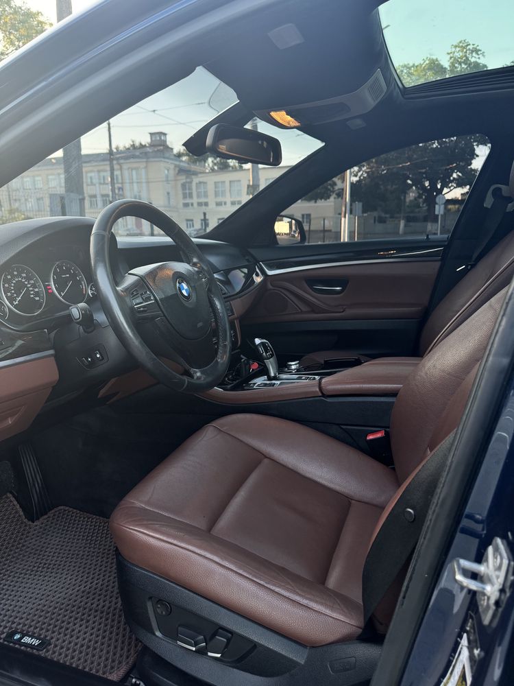 BMW 528i xDrive 2011 • 2.0  • Полный привод • Обслужена