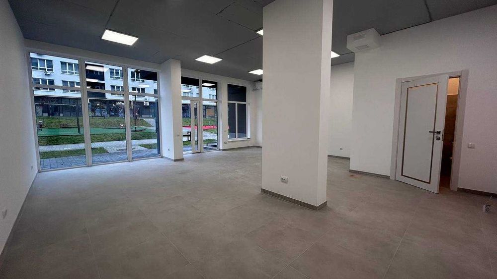 Оренда фасадного приміщення на вул. Трускавецька