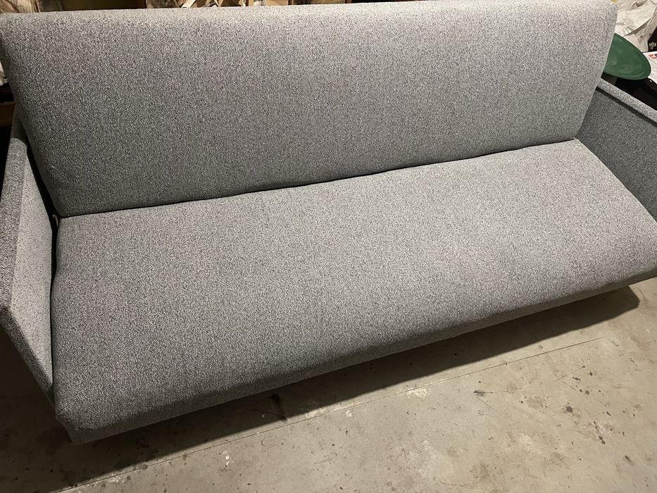 Диван книжка.