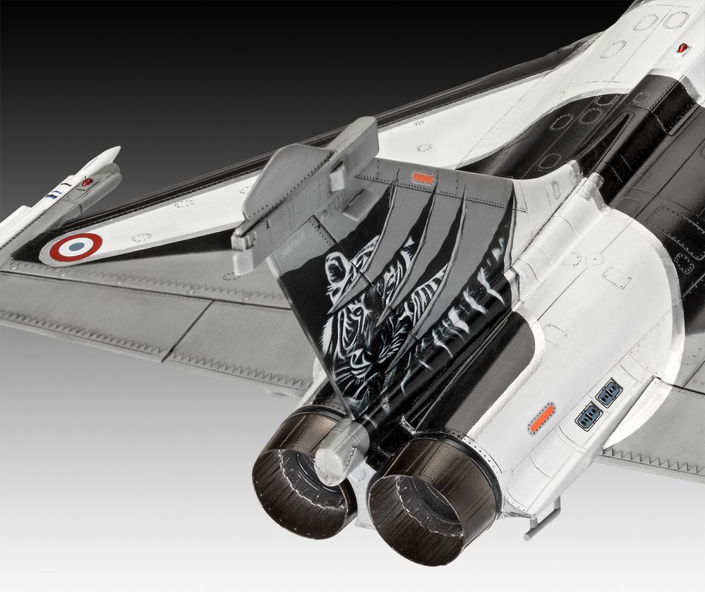 SAMOLOT model 1/48 Revell 03901 DASSAULT RAFALE C