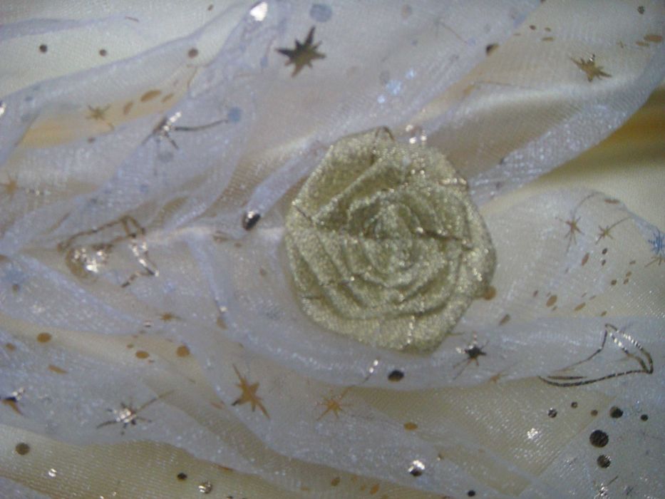 strój księżniczka dama dworu Bella Piękna i Bestia Disney  128 / 134