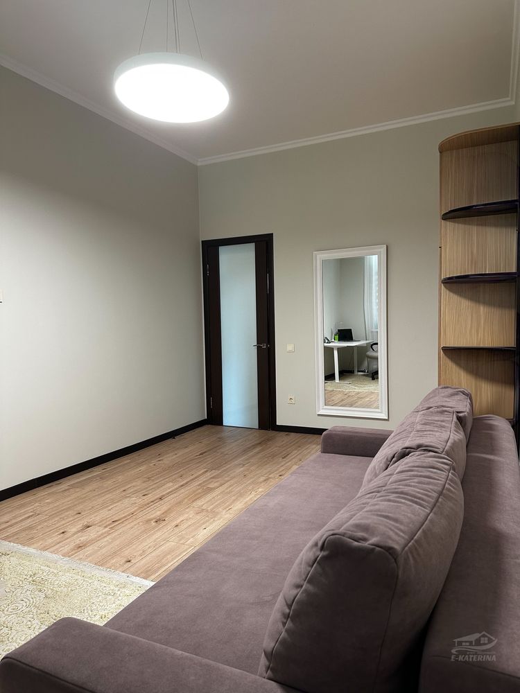 Продам 3 к кв з власним Котлом, Каміном і зоною Барбекю