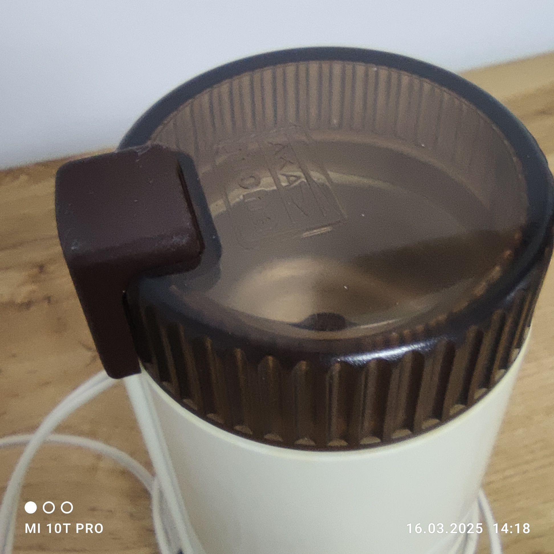 Elektryczny młynek do kawy DDR