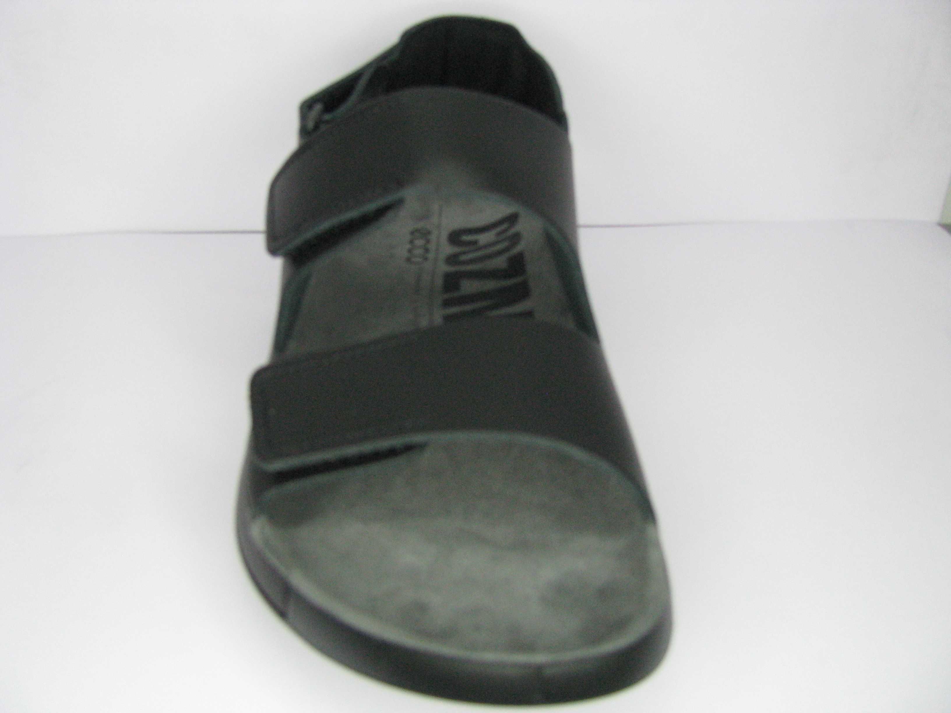 Сандалії ECCO Cozmo 500944/01001