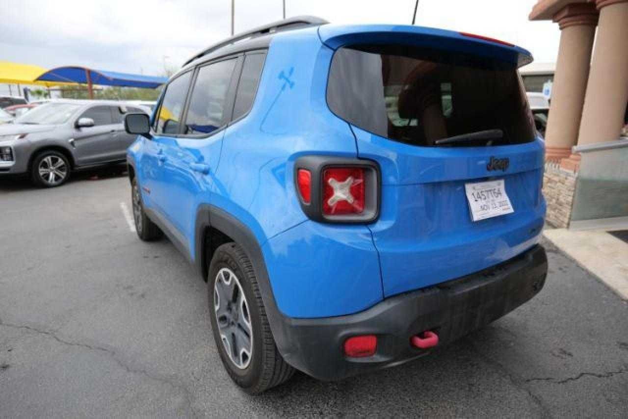 2015 Jeep Renegade Trailhawk