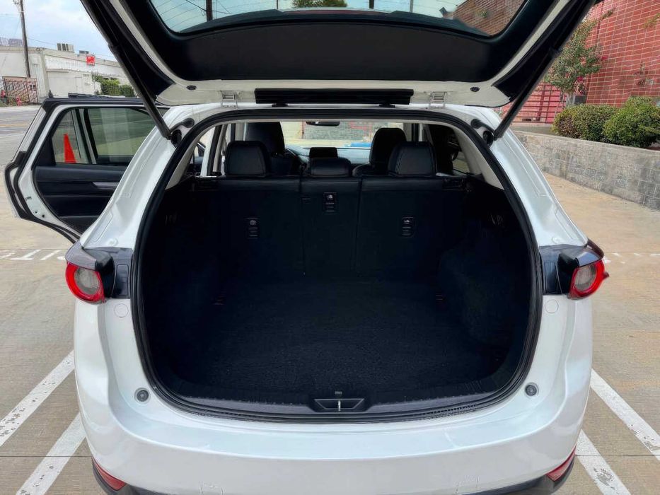 Mazda CX-5 Touring      2020