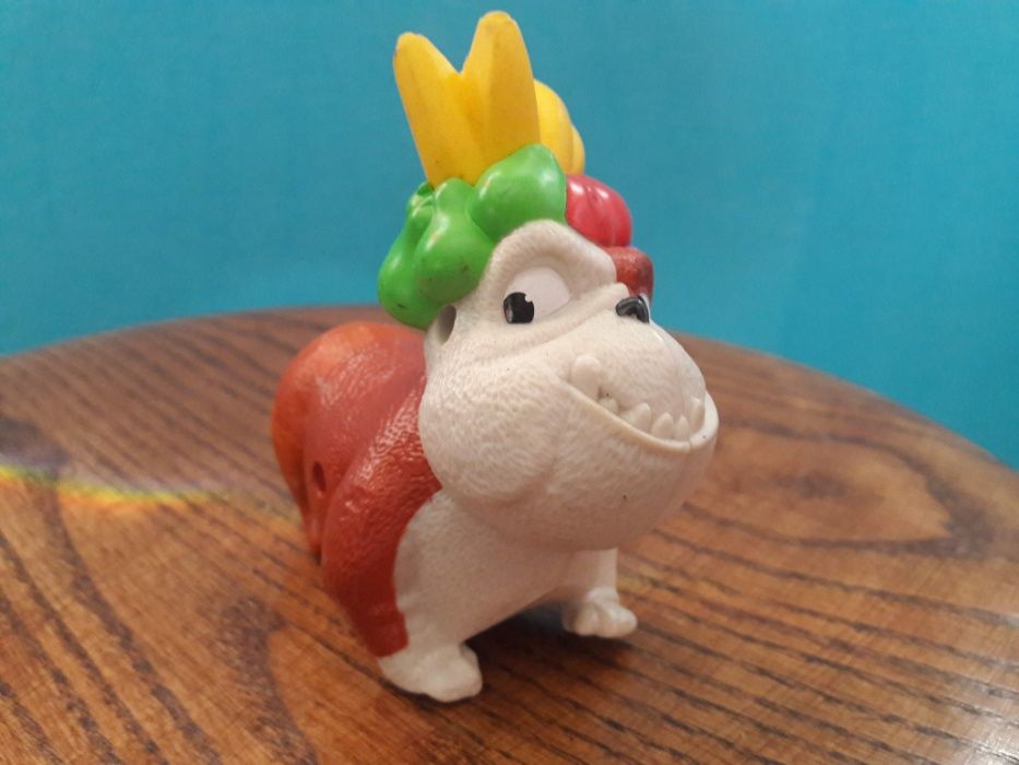 Bonecos McDonald´s e outros