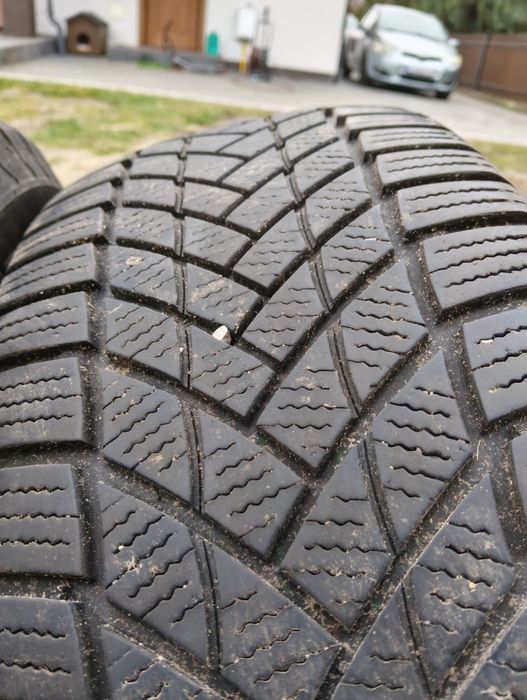 Opony 235/65 r 17 zimowe Matador Nordicca