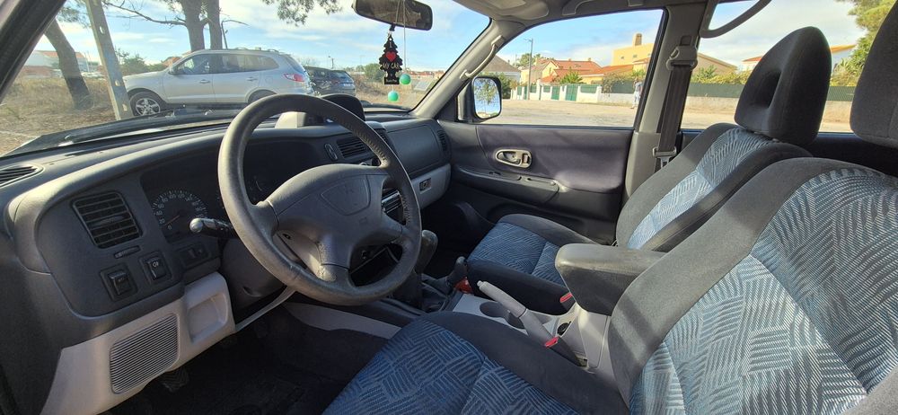 Mitsubishi Pajero Sportwagen 2.5TD NACIONAL de 2000