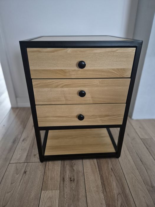 Szafka stolik nocny drewniany