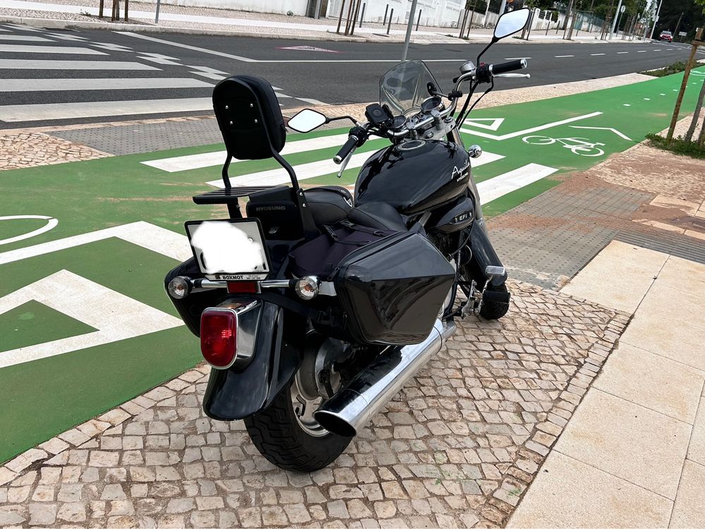 Hyosung GV 250 com extras