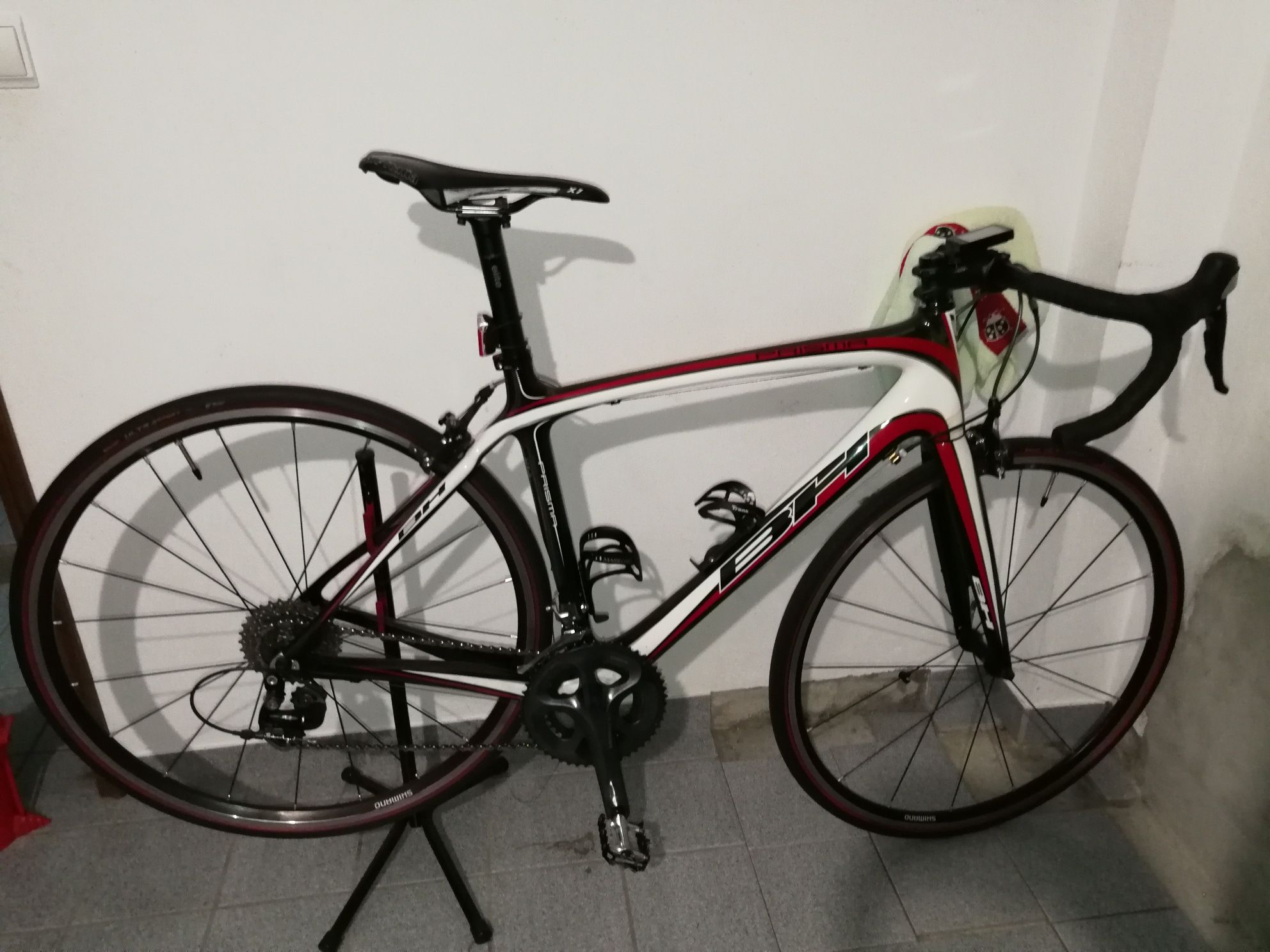 BH Prisma Carbono