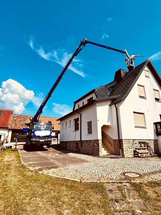 Żuraw ciesielski dźwig dekarski Bocker AK 35/2000 z Koszem roboczym