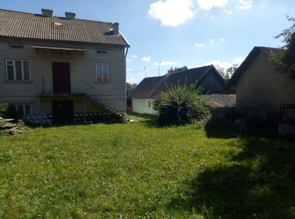 Продаж будинка біля Львова. За ціною 1 кім. квартири. Газ. Криниця..