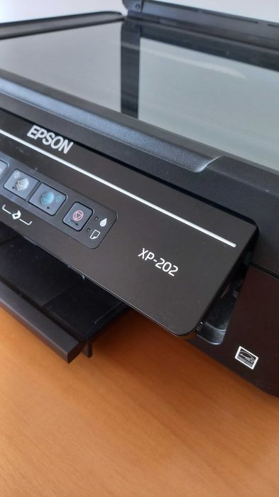 Impressora Epson XP 202 Wifi multifunções com scanner