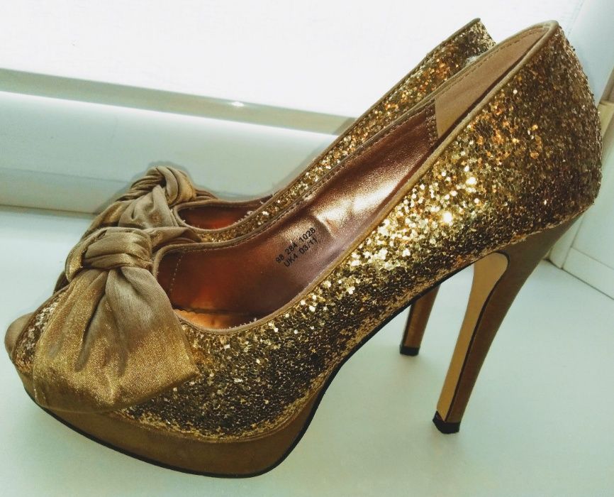 Туфли Dorothy Perkins золотые в блёстках 37 р.