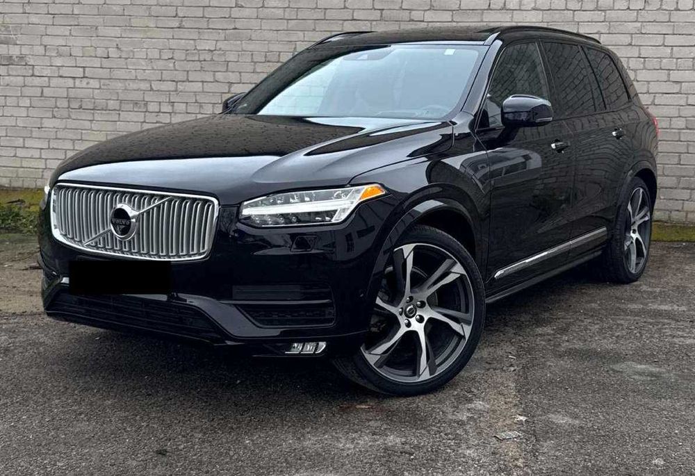 Volvo XC 90 2019 рік