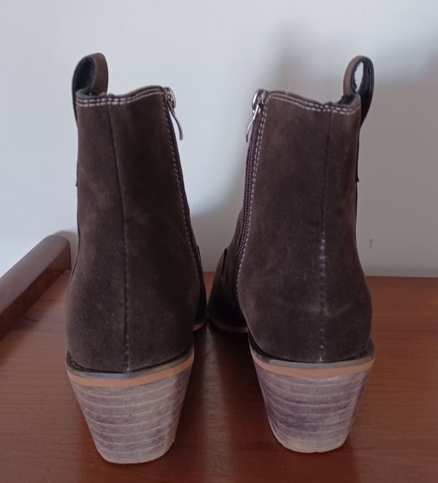 Botas n⁰36 em castanho