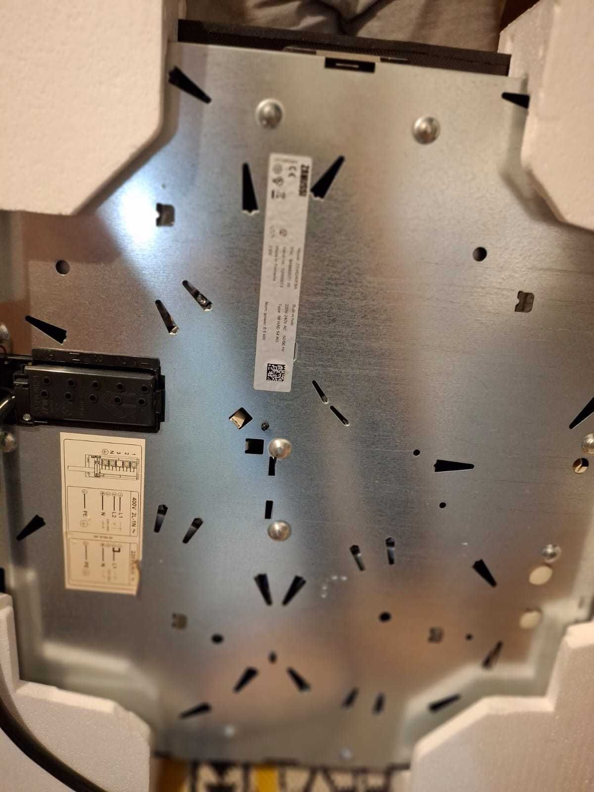 Placa Vitrocerâmica Zanussi ZEV624FBA para peças
