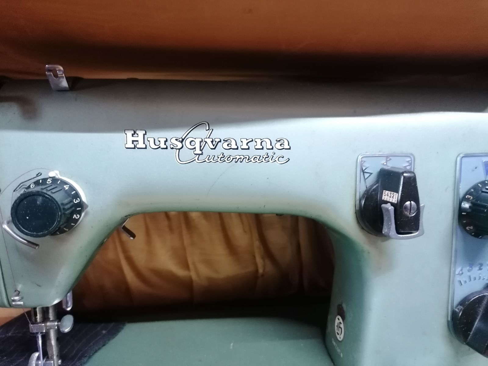 Maszyna do szycia Husqvarna Automatic