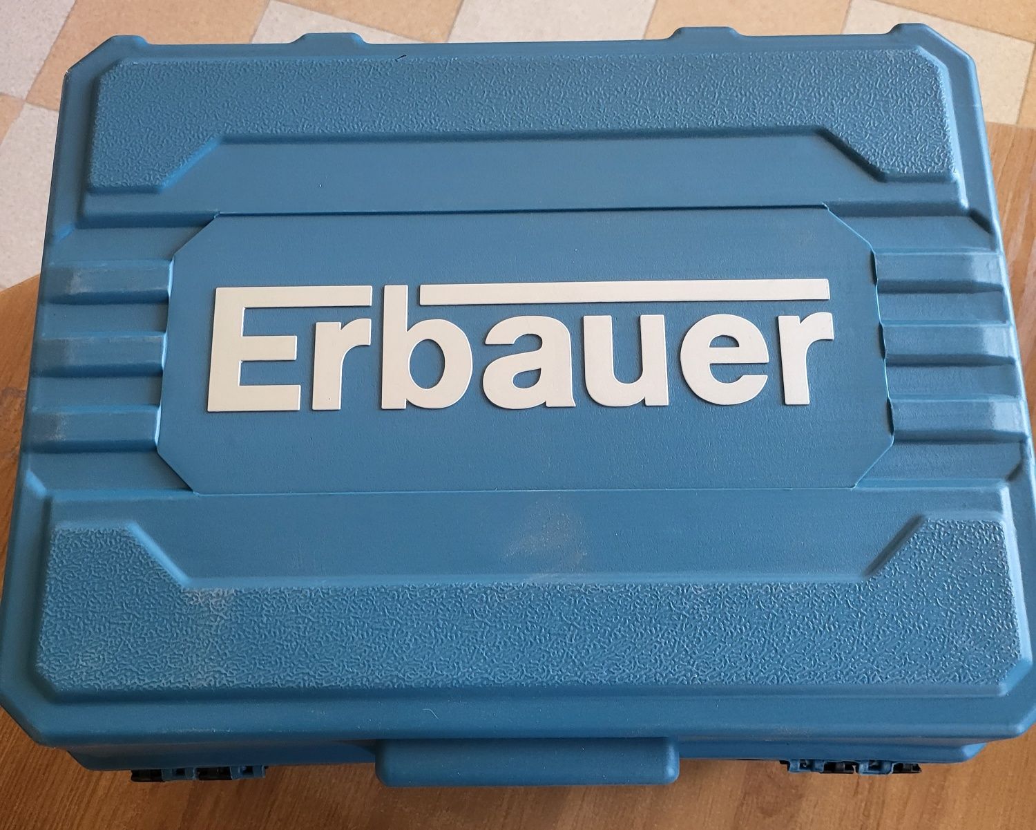 Piła tarczowa erbauer ecs18 v