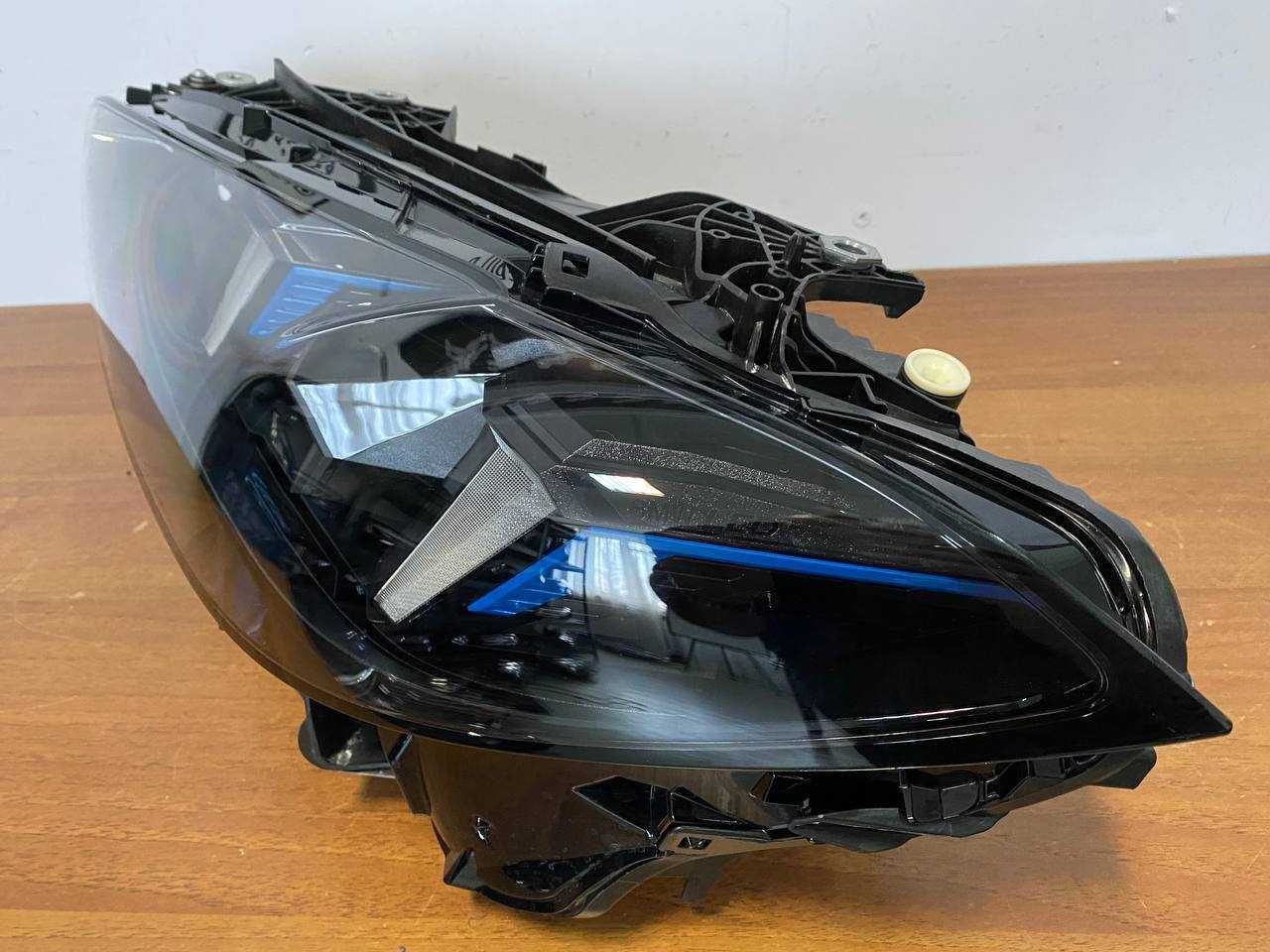 Фари BMW 4 G22 , G23, G26, G80, G82 . shadow LCI Rest 2023+