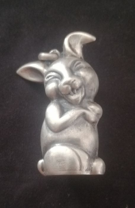 Coelho antigo em Prata