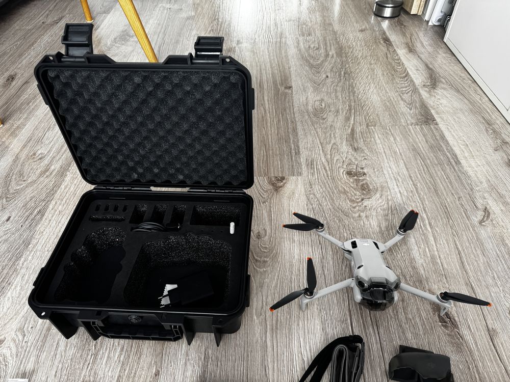 Dron DJI mini 4 Pro + wysposazenie