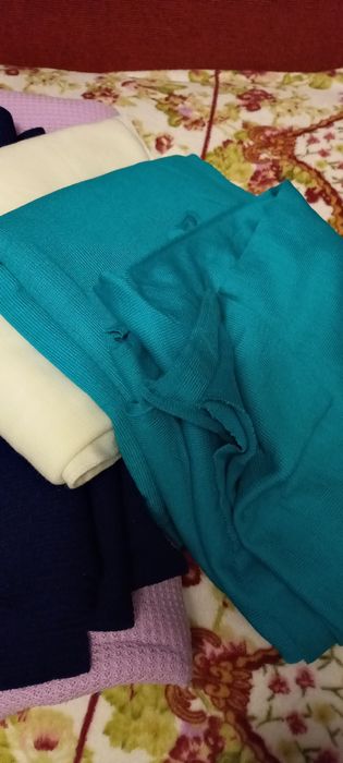 Куски вязані полотна