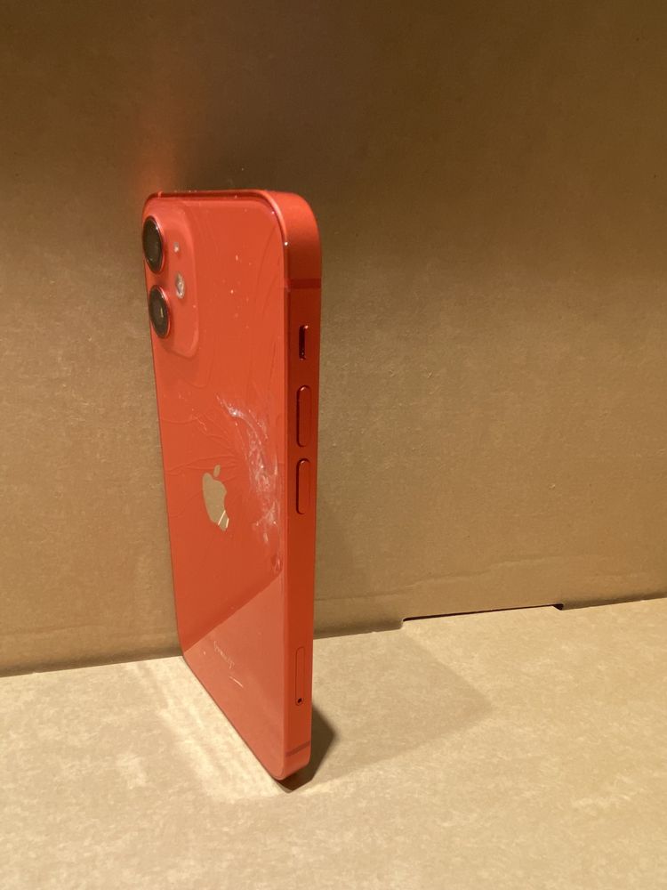 iPhone 12 mini uszkodzony